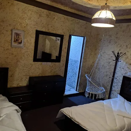 Guest House Attallah Wadi Musa Exterior photo