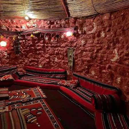 Guest House Attallah Wadi Musa Exterior photo