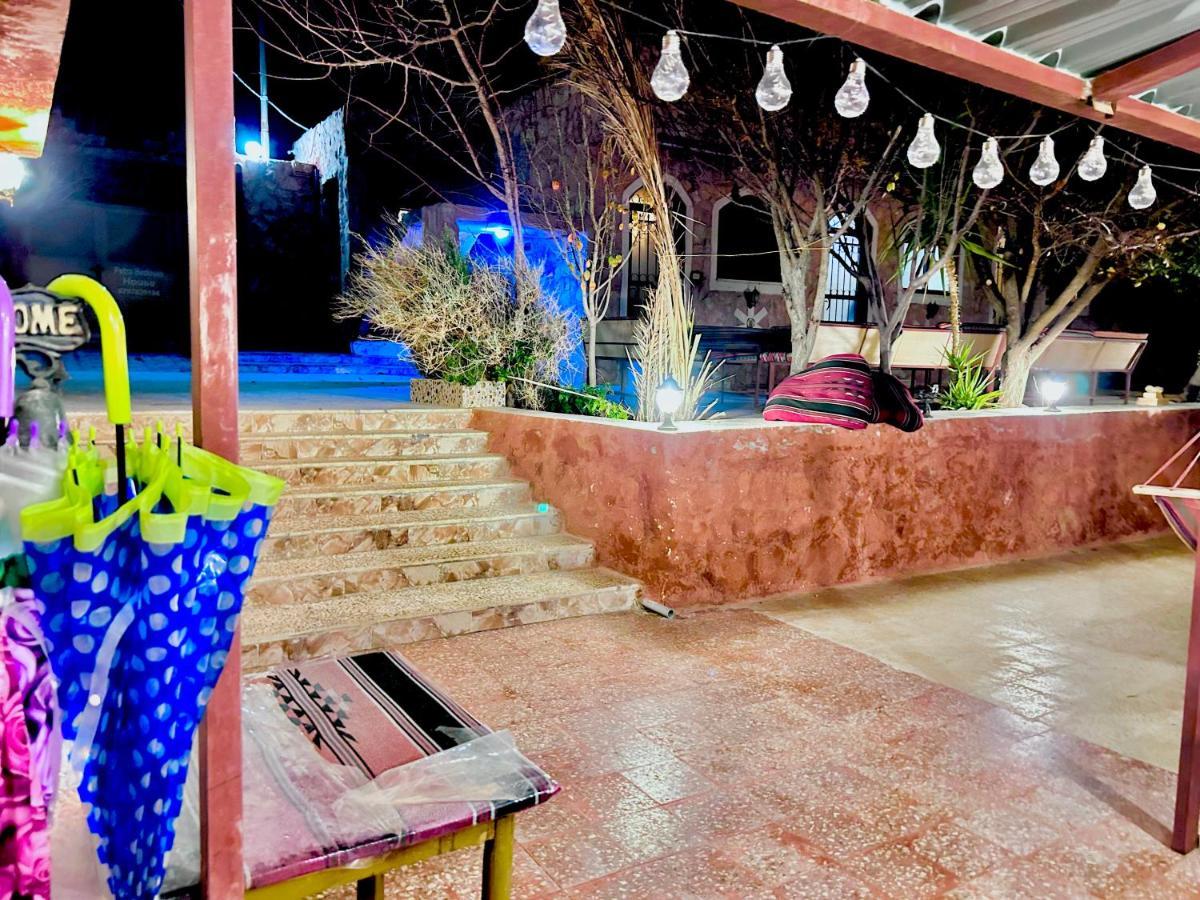 Attallah * Wadi Musa